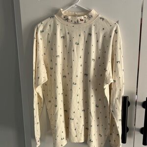Winter holiday themed Cream Long Sleeve mock‎ turtleneck XL